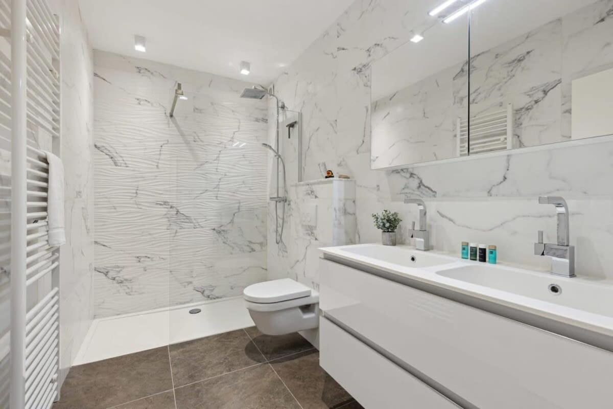 Bright Waterfront Apartment Antwerpen Ngoại thất bức ảnh