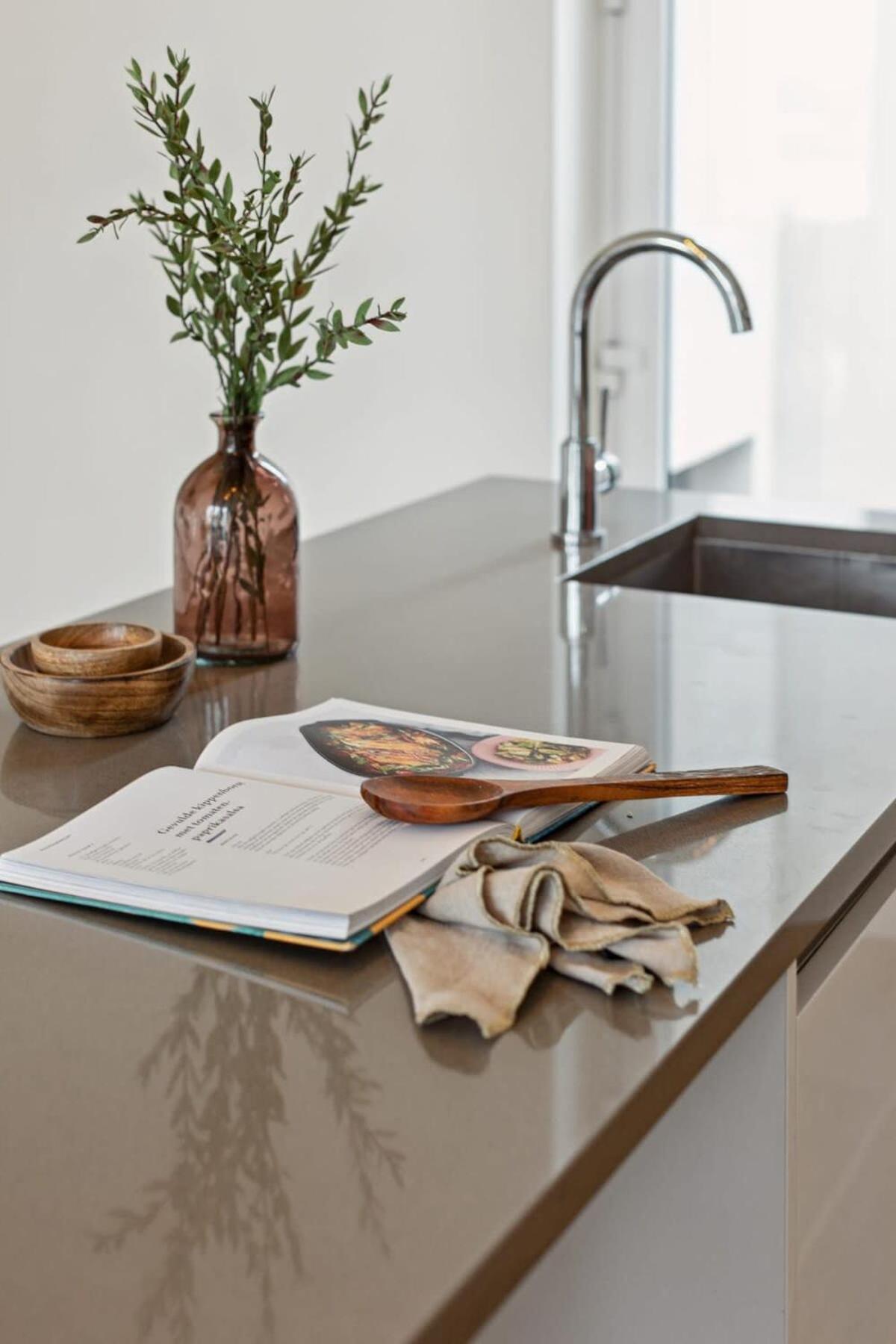 Bright Waterfront Apartment Antwerpen Ngoại thất bức ảnh